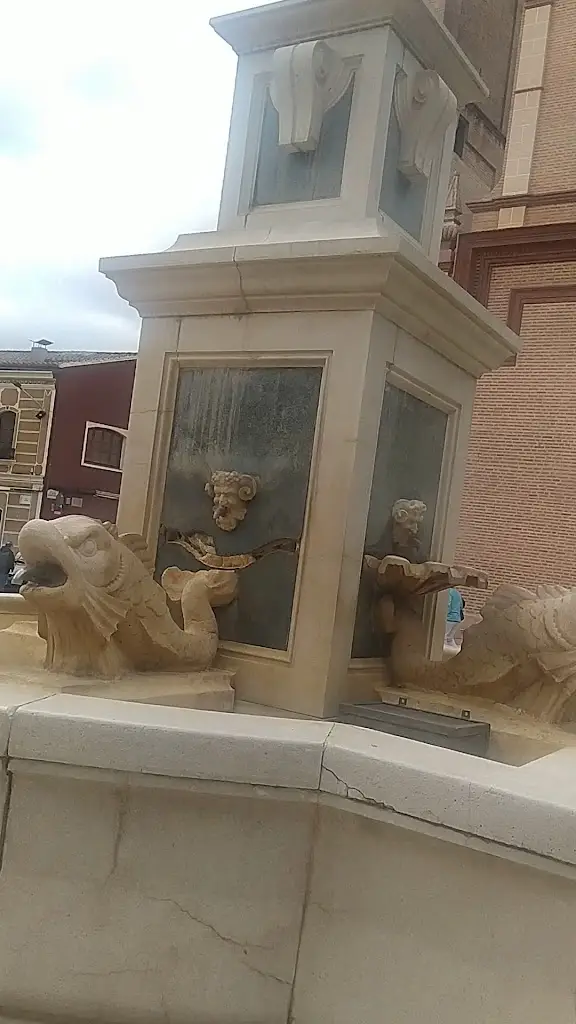 David Gonçalves_Ó Júlio_Charneca_recensione