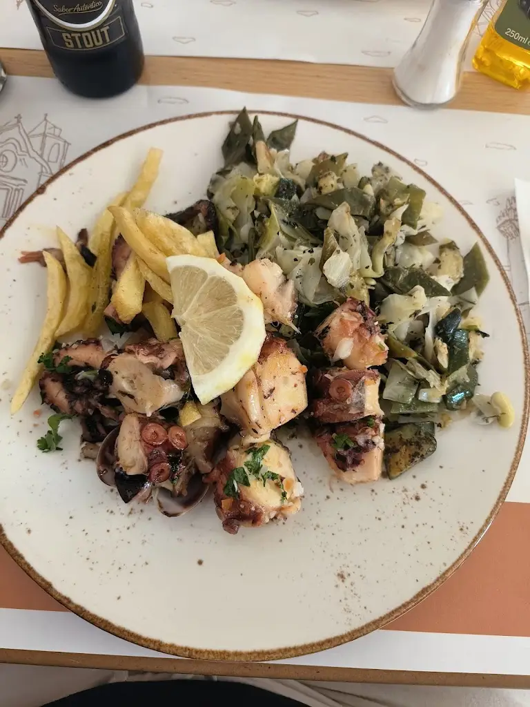 Paulo Pinto_O Tarro/ Loures_Loures_recensione