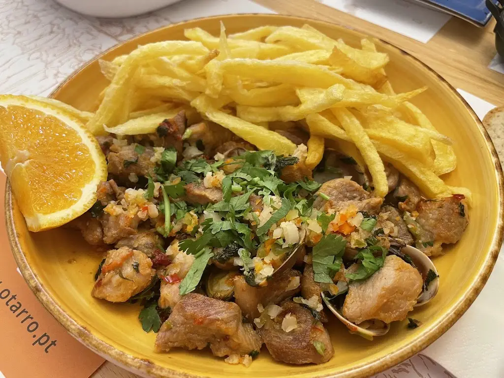 Javila_O Tarro/ Loures_Loures_recensione