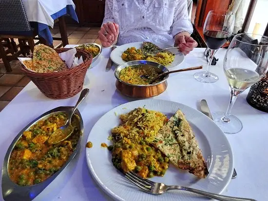 supreet ghangas_indiano caril casa_Arruda dos Vinhos_recensione