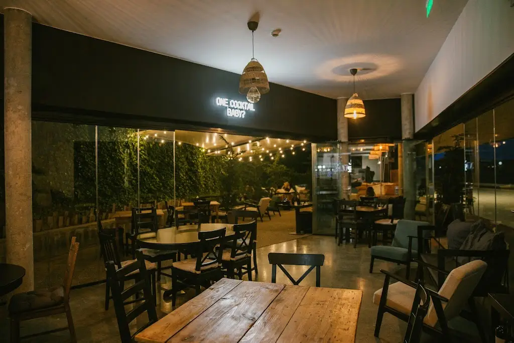 Pub restaurante Al Rotas_Arruda dos Vinhos_slider_image_1