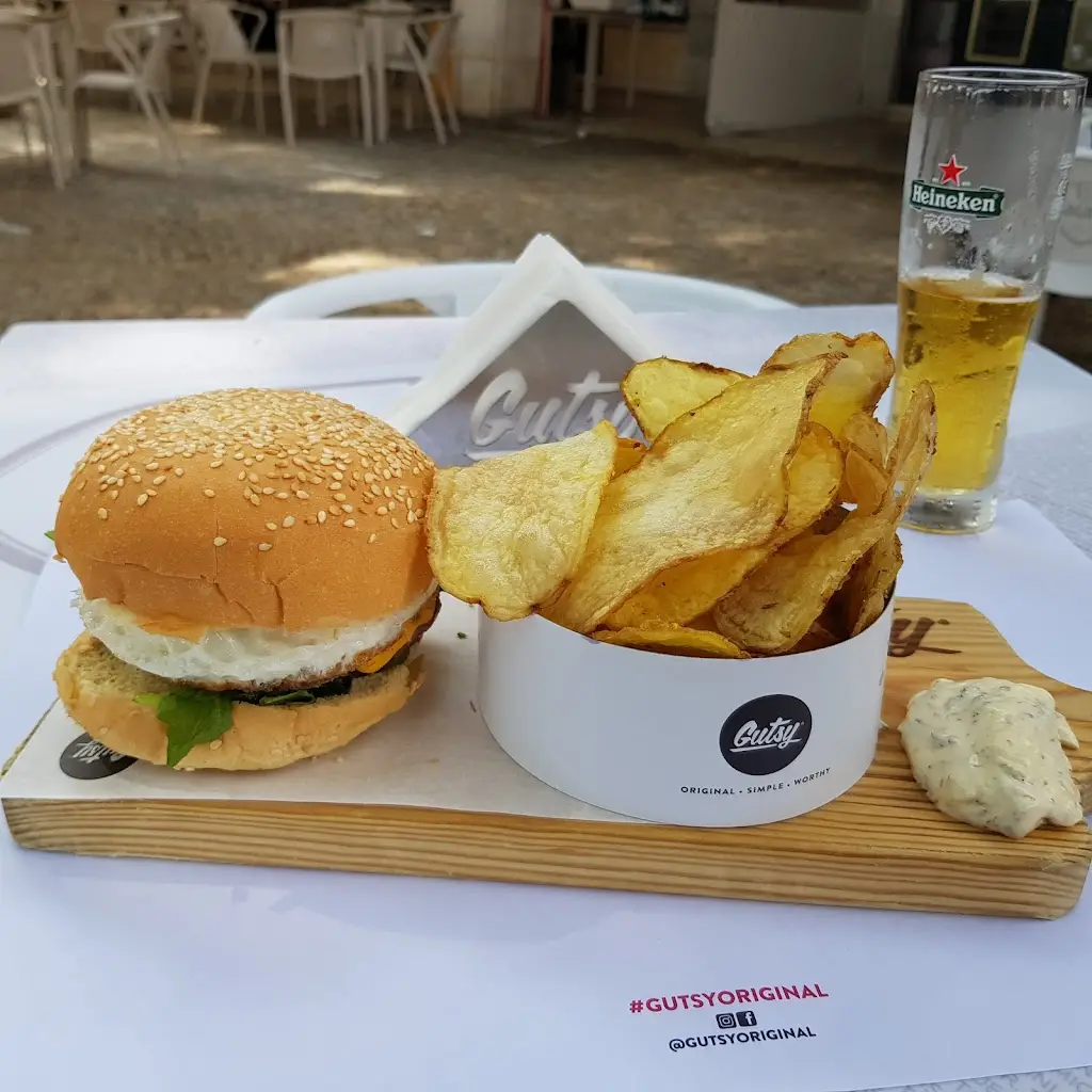 Menu_Gutsy - Hambúrguer Artesanal & Cocktails_Carcavelos_immagine_5