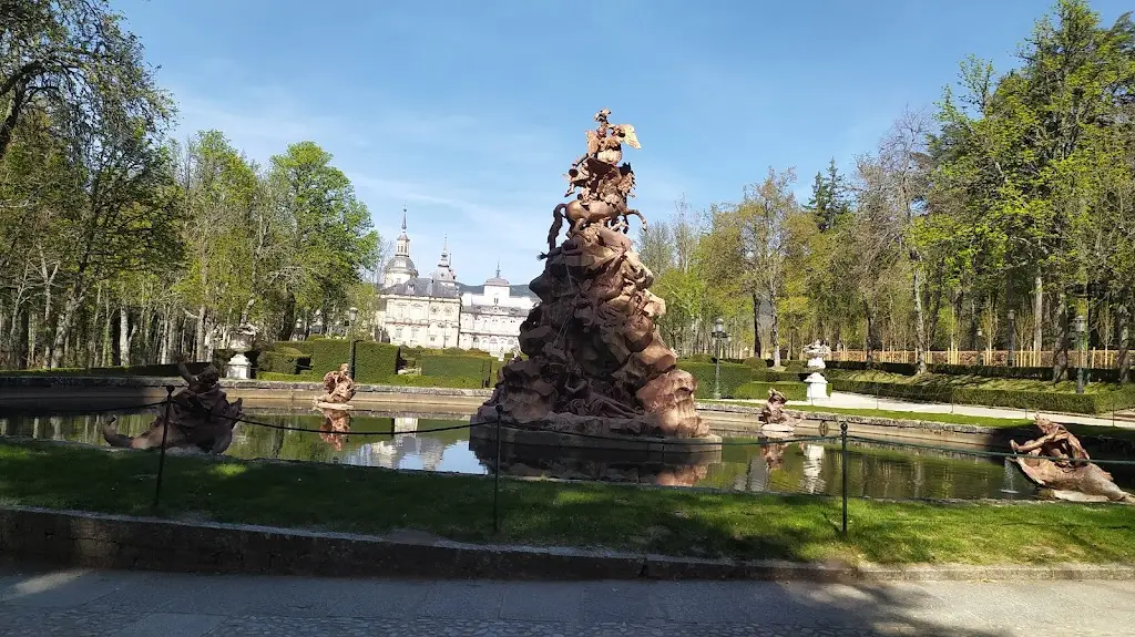 Jardim do Lago_Monte Estoril_slider_image_3