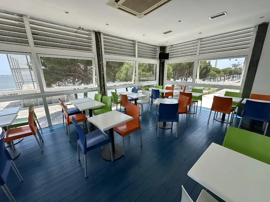 Deep Blue Tapas Bar_Olivais_slider_image_1