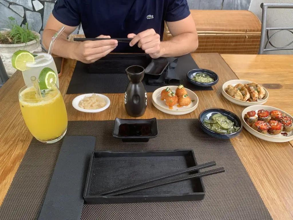 sofia salvador_Zenkasushi_Famões_recensione