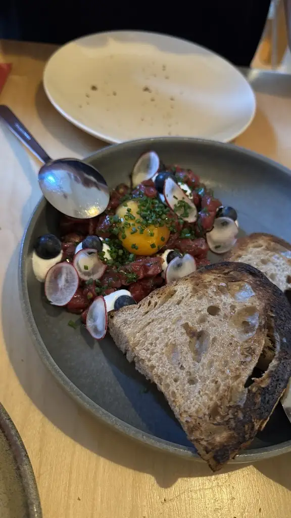 Georgia Eccles_A Nossa Casa_Lisbon_review