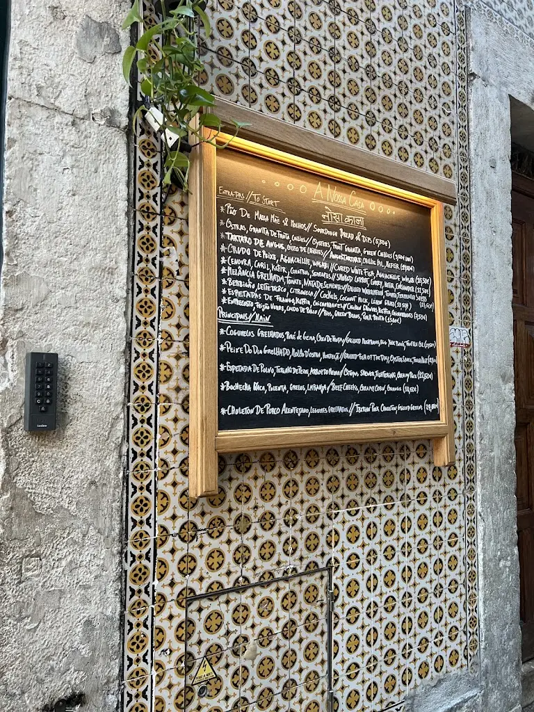 Lauren Bressler_A Nossa Casa_Lisbon_review