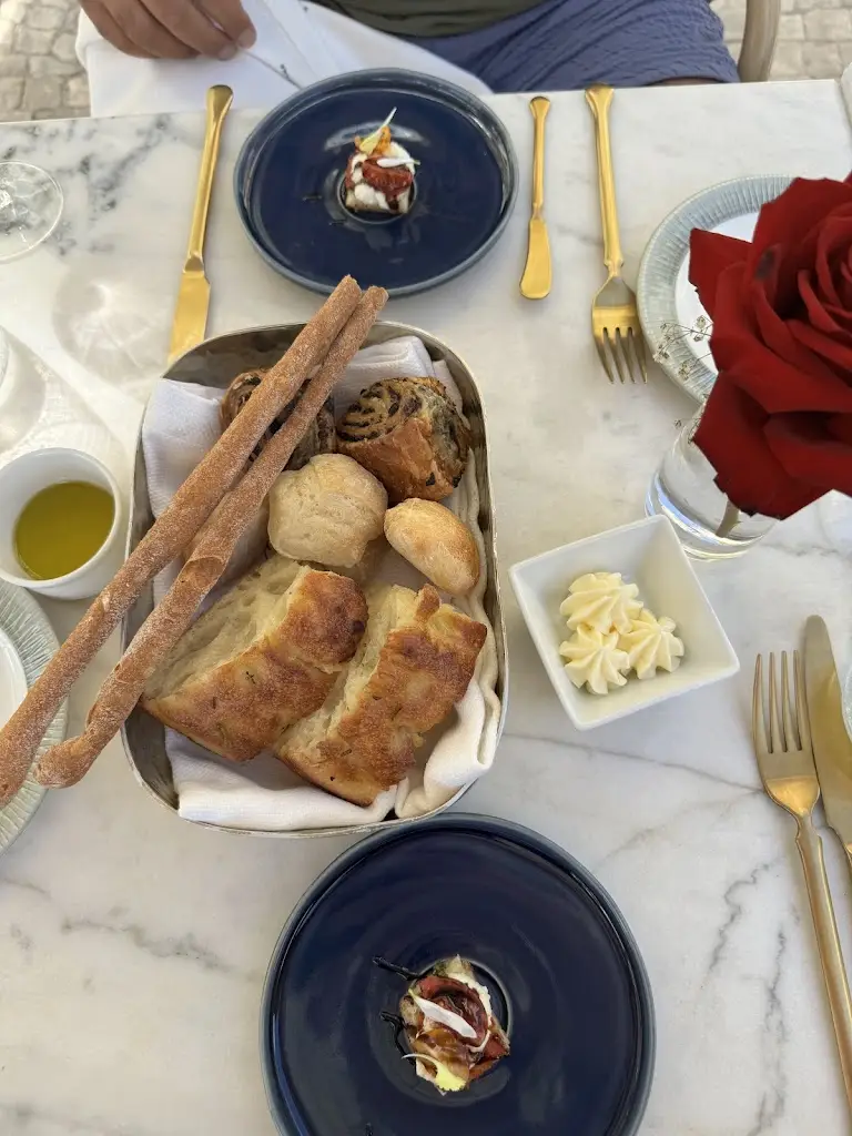 Cat Sam_1743 Palacio Fonte Nova_Rio de Mouro_recensione