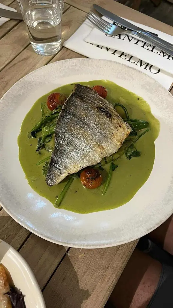 Danny Allen_Santelmo_Santos-o-Velho_review