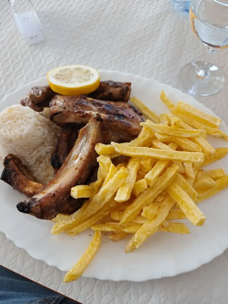 Cátia Sardinha_Café Restaurante Esplanada_Vieira de Leiria_review