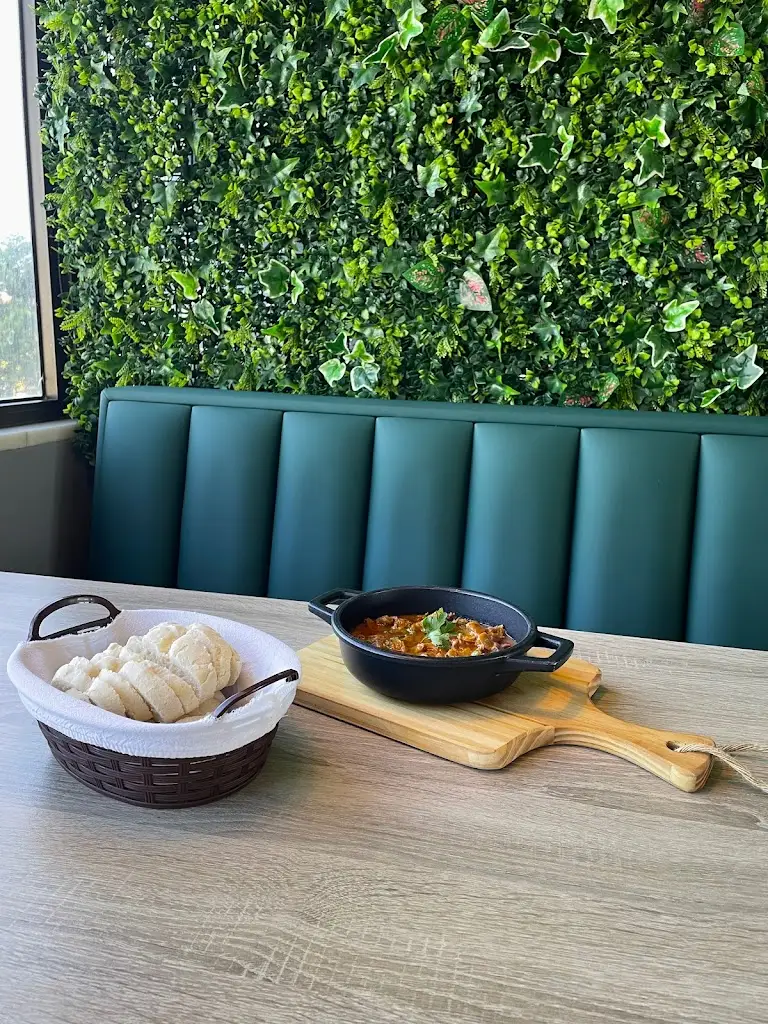 Menu_Porto Novo | Food, drinks and friends_Vieira de Leiria_immagine_7