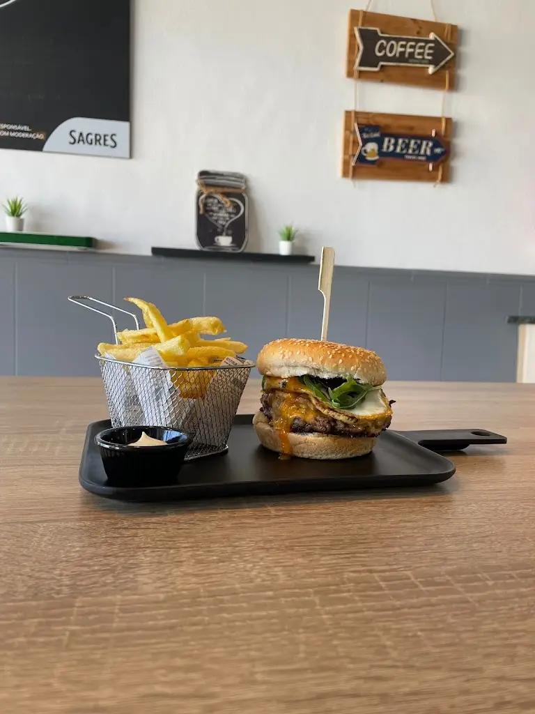 Porto Novo | Food, drinks and friends_Vieira de Leiria_slider_image_2