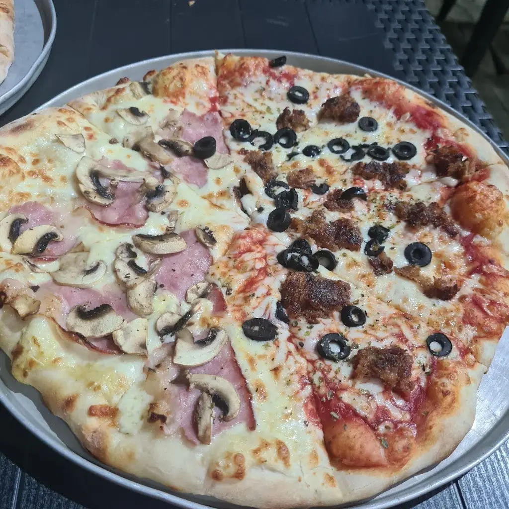 Andreia Knuts_Pizzaria Costa Verde_Vieira de Leiria_reseña