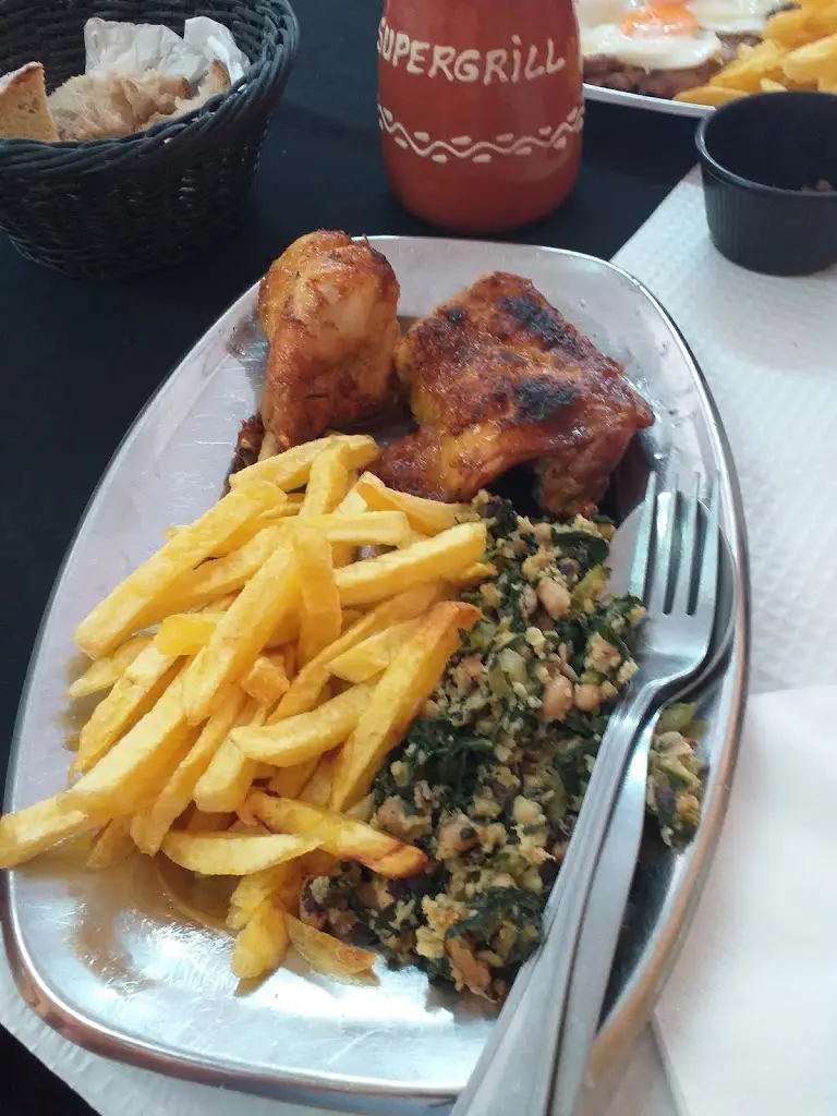 maria guilhermina monteiro_Supergrill Churrasqueira_Vieira de Leiria_recensione