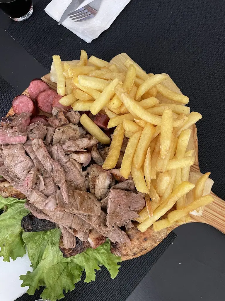 André Teixeira_As Mineirinhas_Caneças_recensione