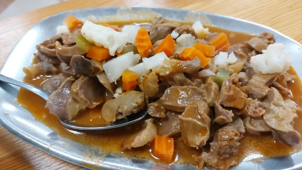 André Ferreira_Os Arcos_Caneças_reseña