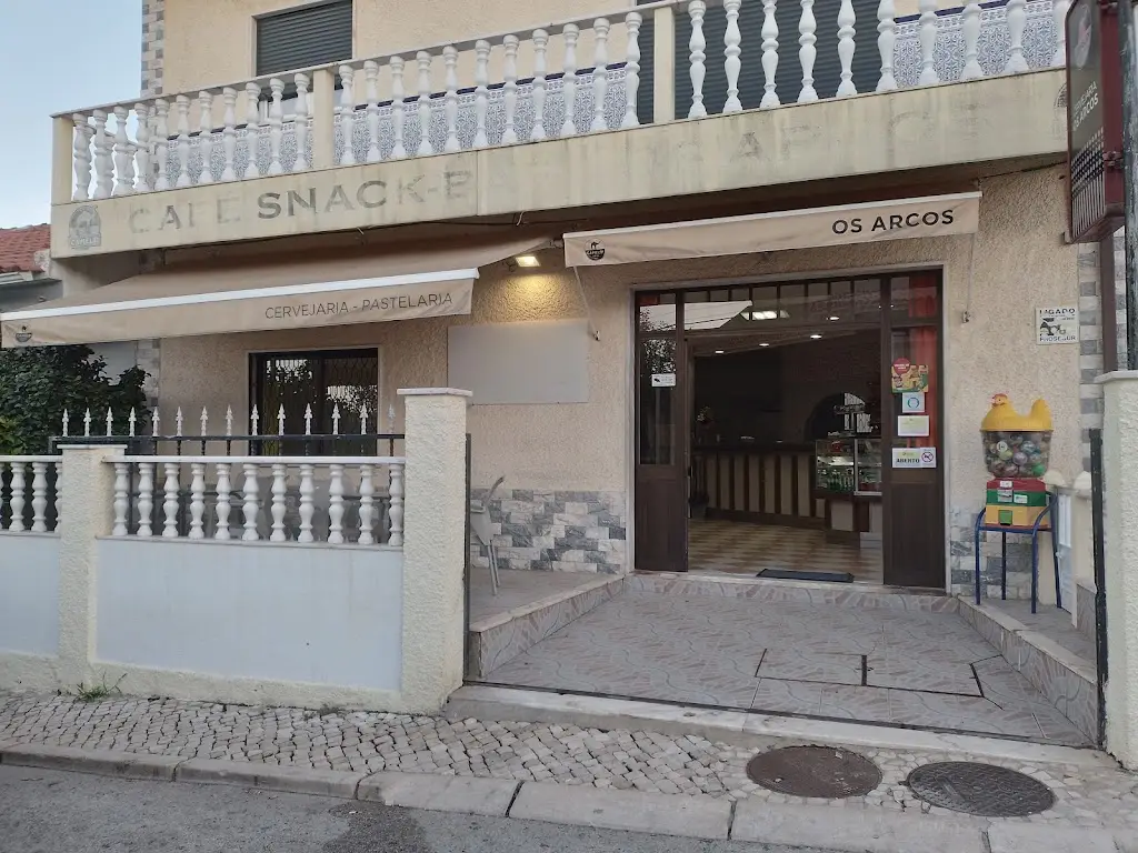 Os Arcos ristorante a Caneças