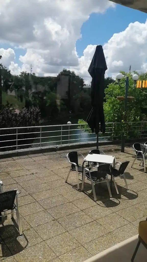 Dona Sardinha_Luso_slider_image_2