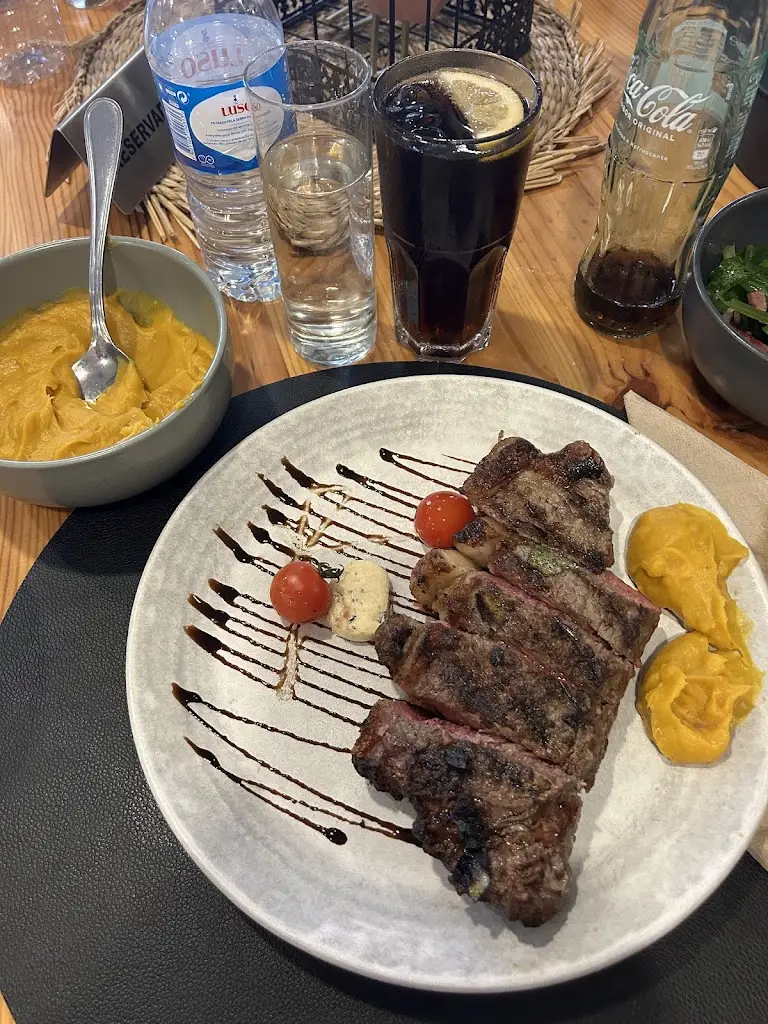 Duarte Alessia_Calheta Green_Arco da Calheta_reseña