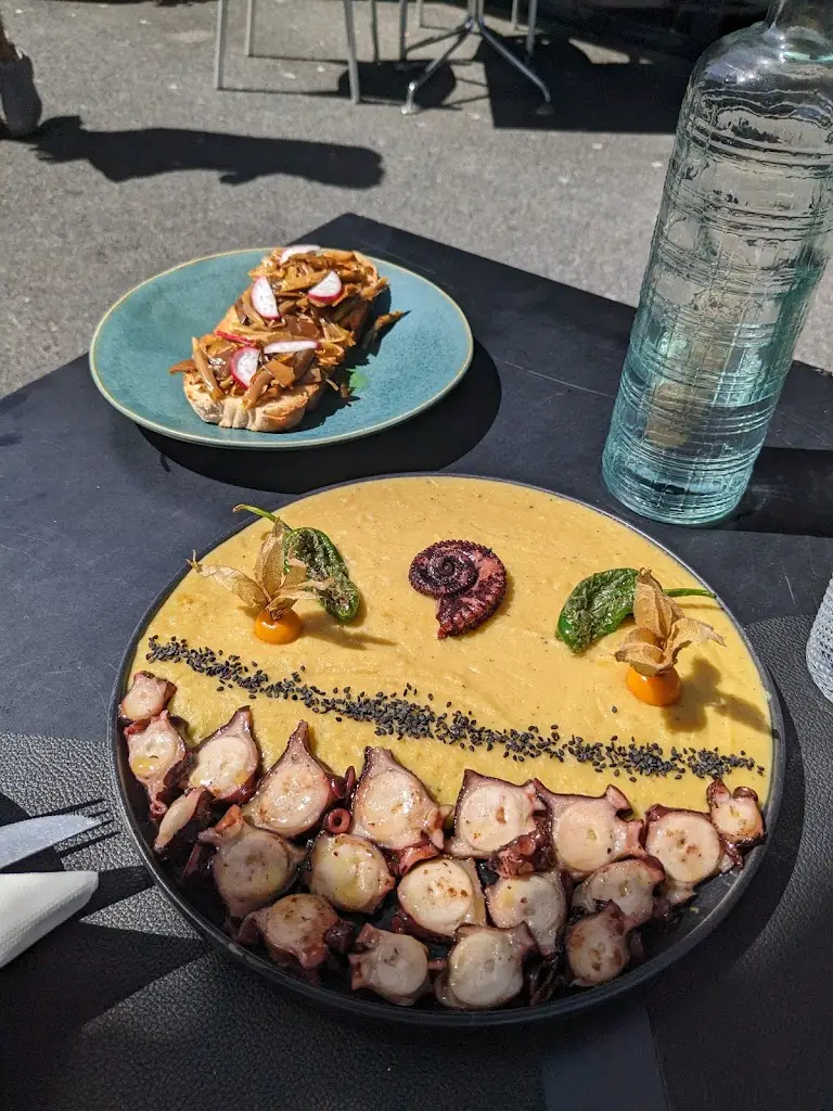 Menu_Magnolia Contemporary Bar & Restaurant_Calheta_image_7