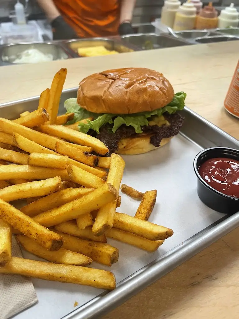 Angie Minetto_Mania de Croissant_Venda do Pinheiro_recensione