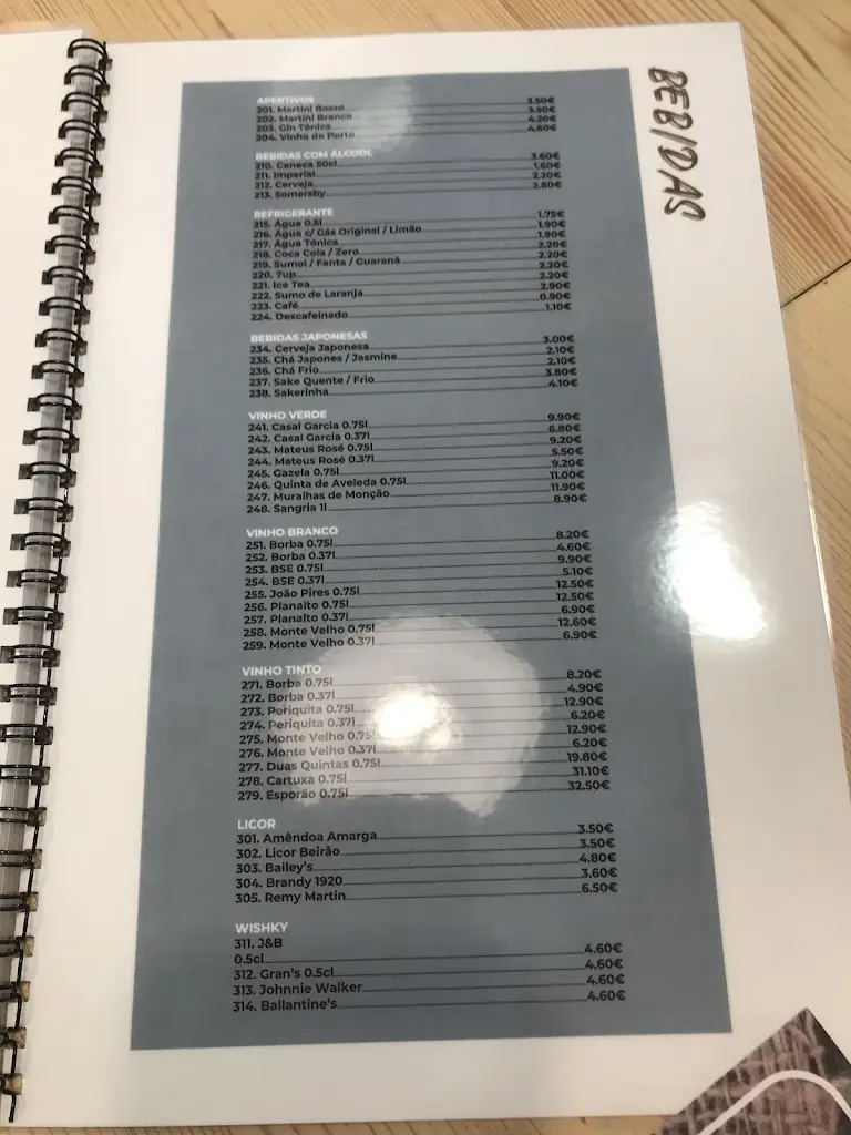 Menu_Ajikura_Vialonga_imagen_4