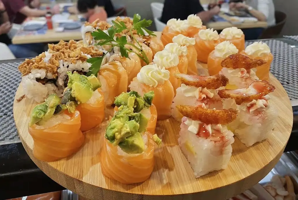 Ajikura_Vialonga_slider_image_3