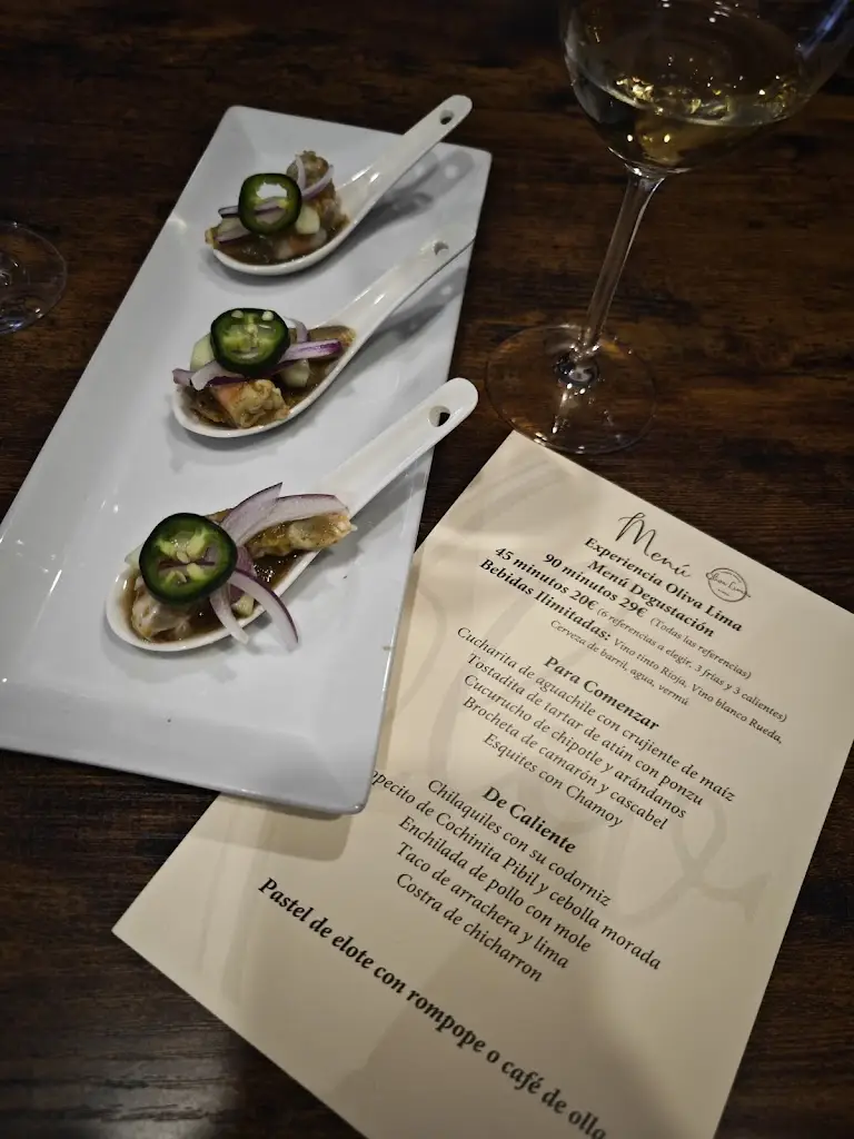 Cláudio Correia_Casa do churrasco_Vialonga_reseña