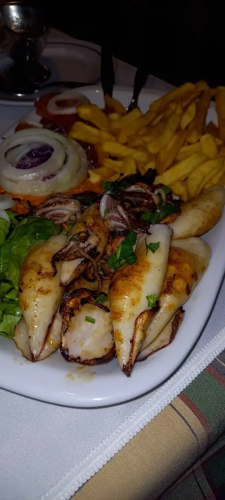 Amanda Ludwiczak_Adega do Emídio - Casa de Fado_Estarreja_review