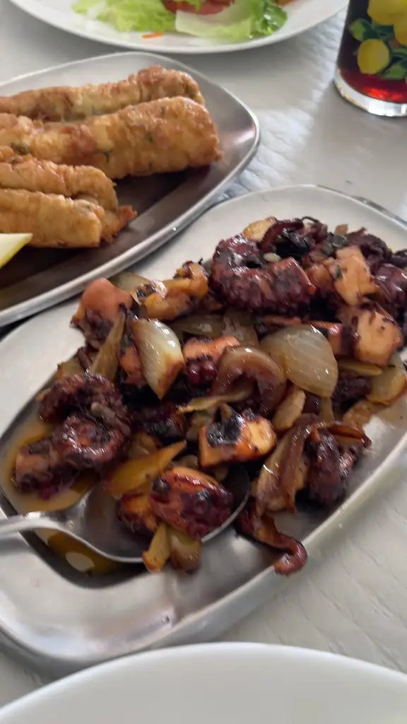 Vincent Mañara_Restaurante Snack-bar Frente Ao Sol_Caniçal_recensione