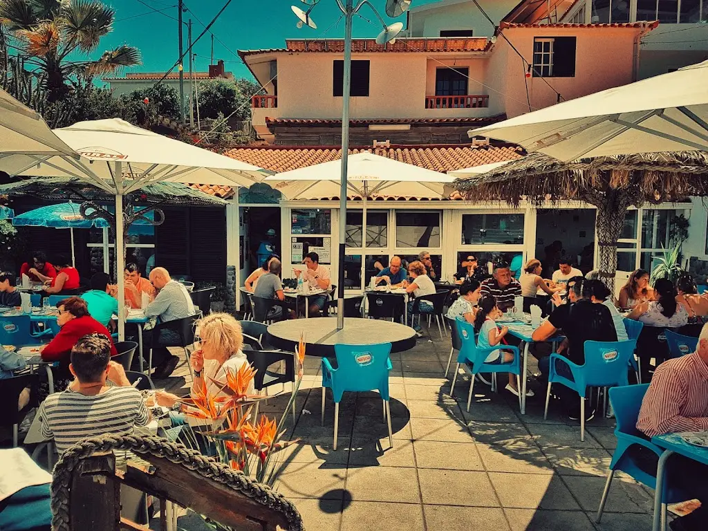 Muralha's Bar_Caniçal_slider_image_1