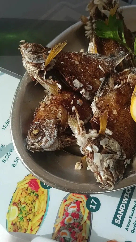 Muralha's Bar_Caniçal_slider_image_2