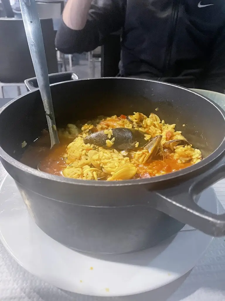 Denitsa Stoycheva_Aquarium restaurant_Caniçal_avis