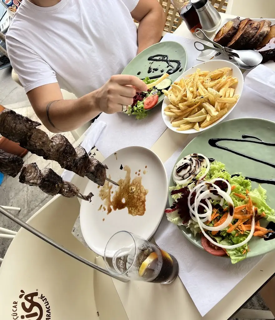 Evelina Staniulytė_CAIS,Wine&Tapas Bar_Caniçal_recensione