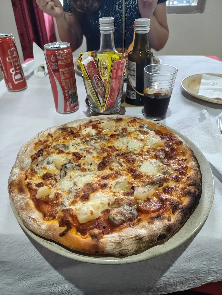 Jess Randall_Âncora_Caniçal_review