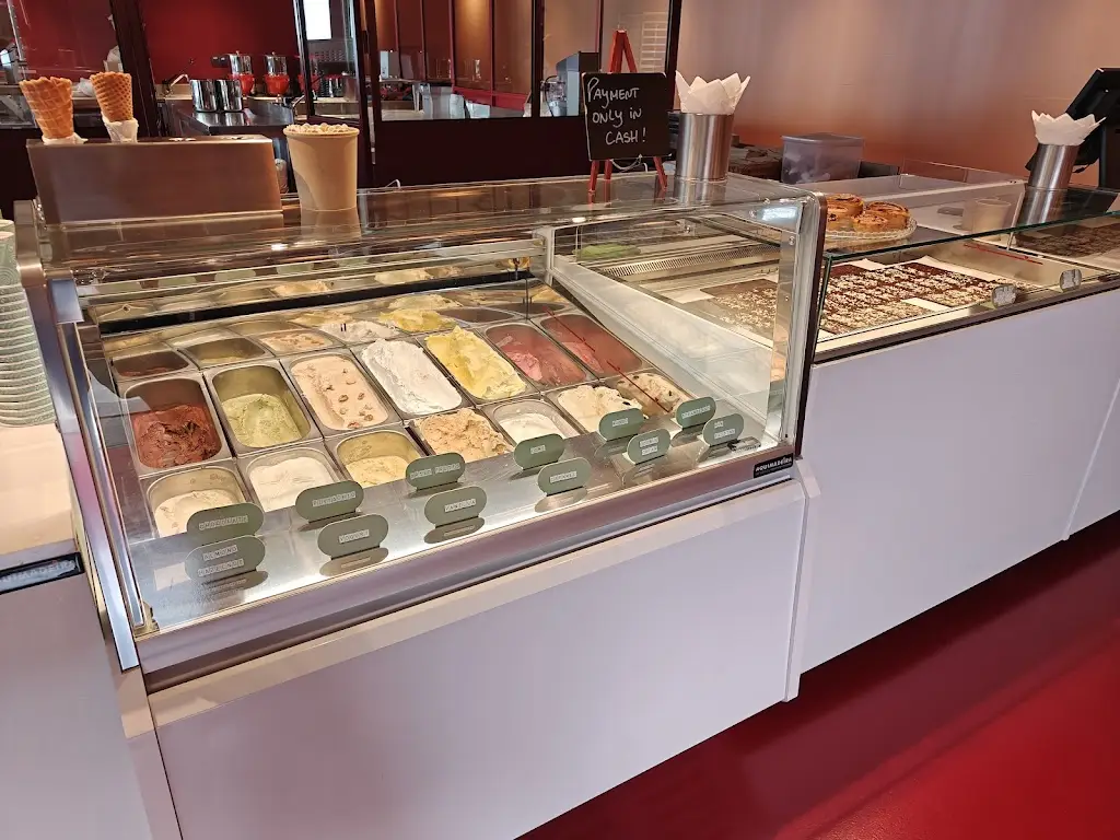 Thomas Augustinus_ODD LAB_Nossa Senhora do Monte_reseña