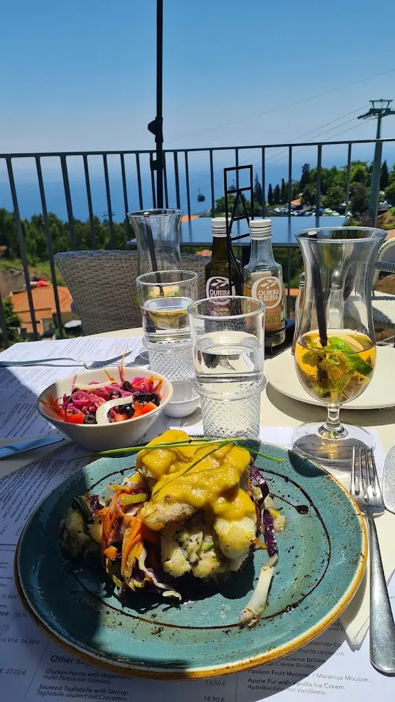 Alexander Delacour_Pátio das Babosas_Nossa Senhora do Monte_review