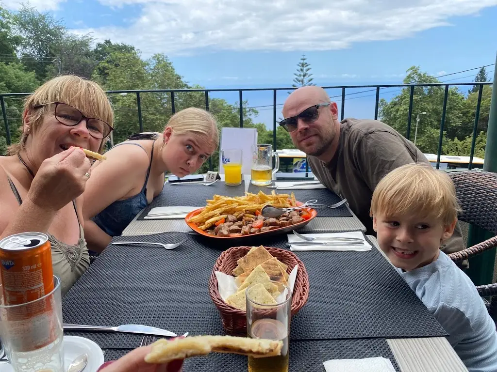 Bev Kew_Restaurante Alto Monte_Nossa Senhora do Monte_review