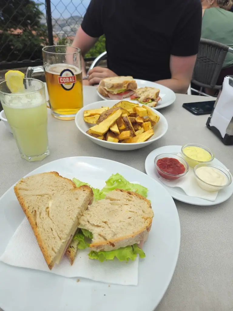 Lorraine Brindley_Sweet Monte_Nossa Senhora do Monte_review