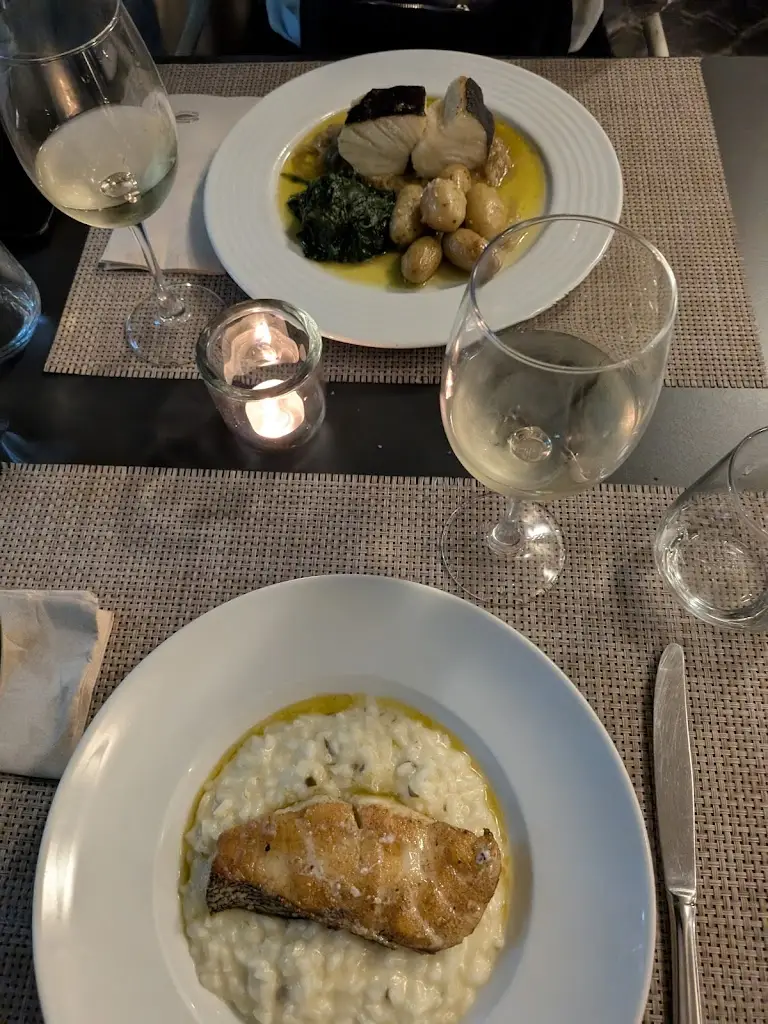 ymko_Olivia_Funchal_review