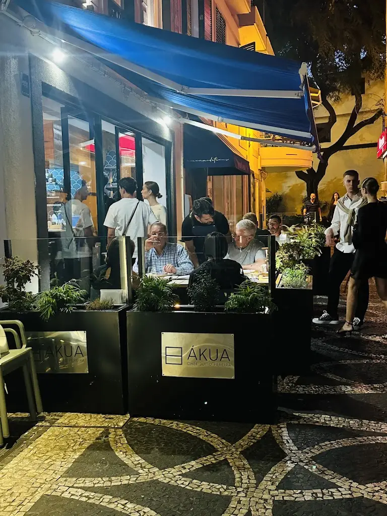 Pam Baker_Akua_Funchal_review