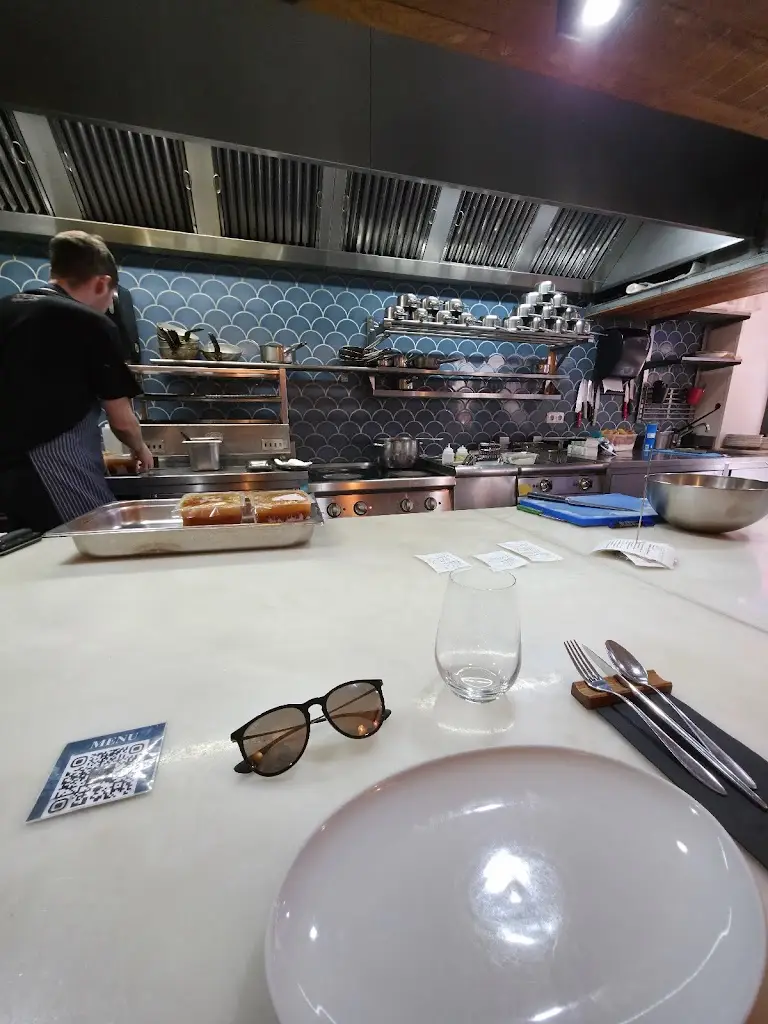 ayush kalani_Akua_Funchal_review