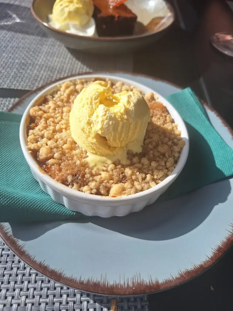 Menu_Corner205 International Restaurant_Funchal_immagine_5