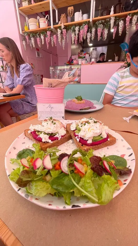Leo Ruiz_Mya Petit Café brunch restaurant_Funchal_recensione