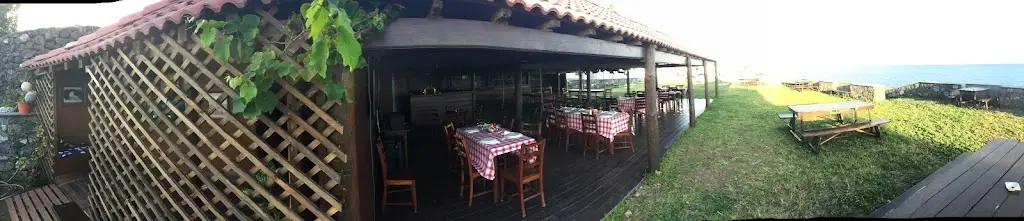 Café Calhetense / Calhetense Beach Bar ristorante a Calheta de São Jorge