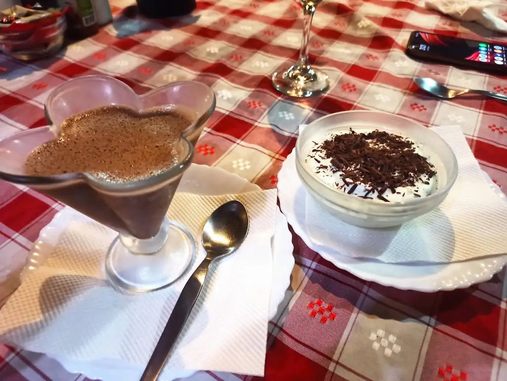 Café Calhetense / Calhetense Beach Bar_Calheta de São Jorge_slider_image_3