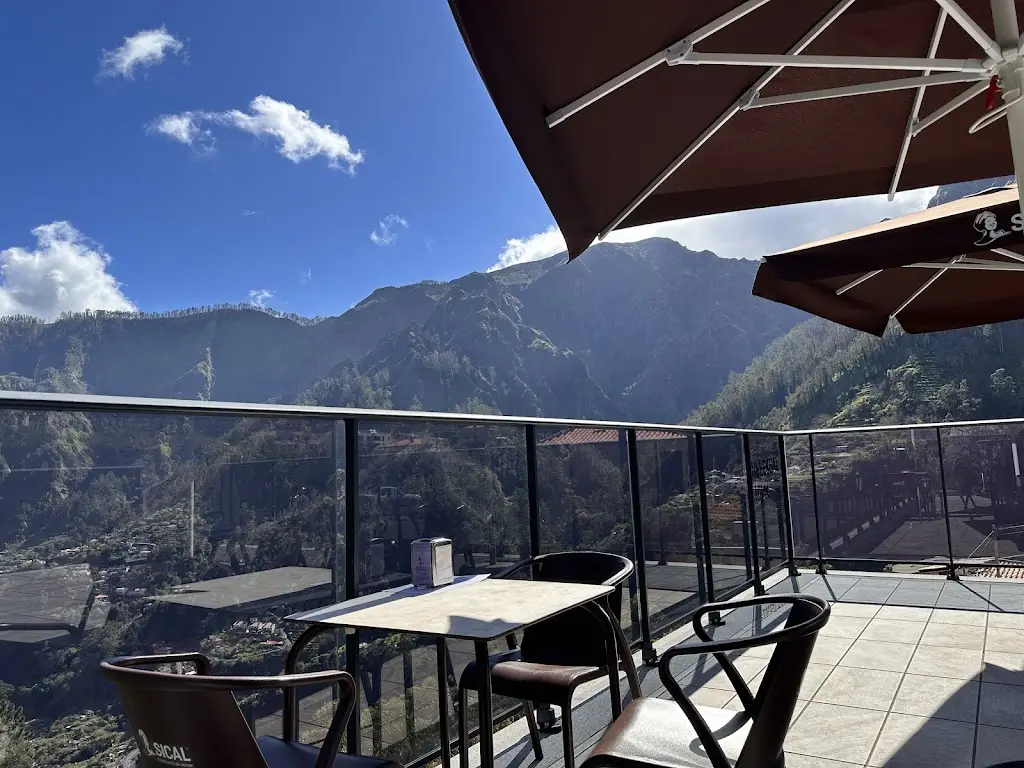 Naibers_Curral das Freiras_slider_image_1