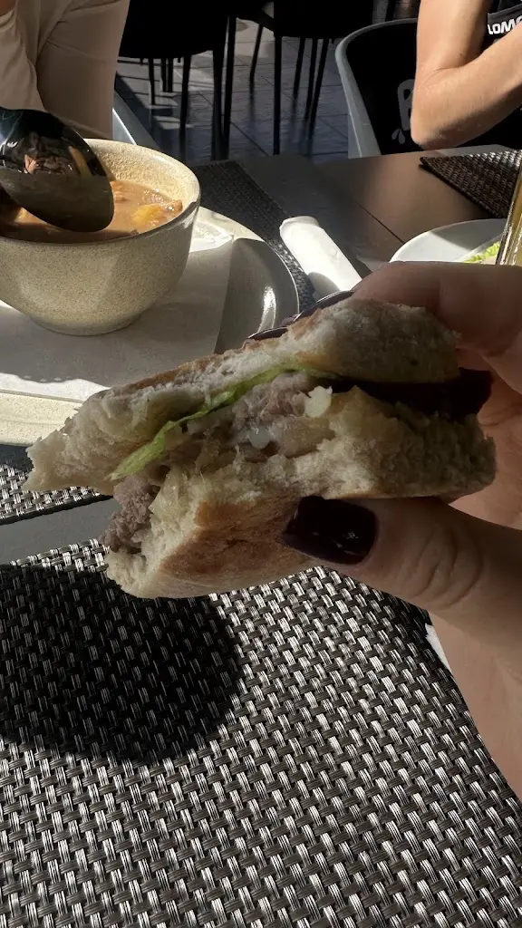 Victoria Naсhosnaуа_Vale das Freiras_Curral das Freiras_recensione