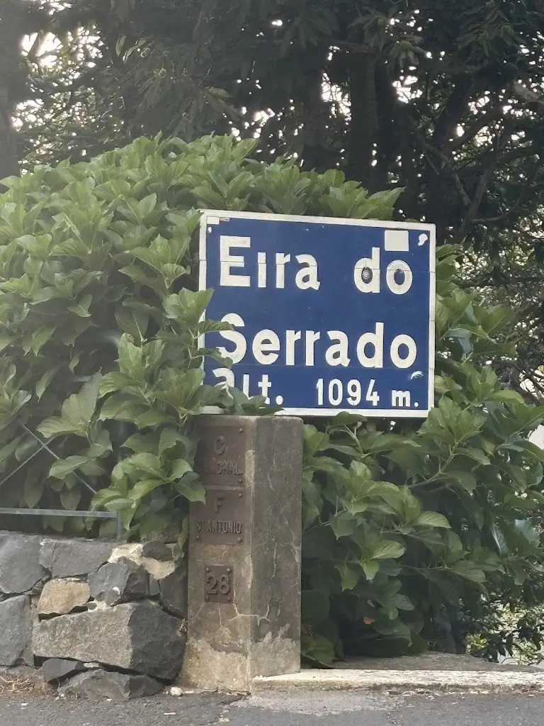 Katia Roy_Eira Do Serrado_Curral das Freiras_review