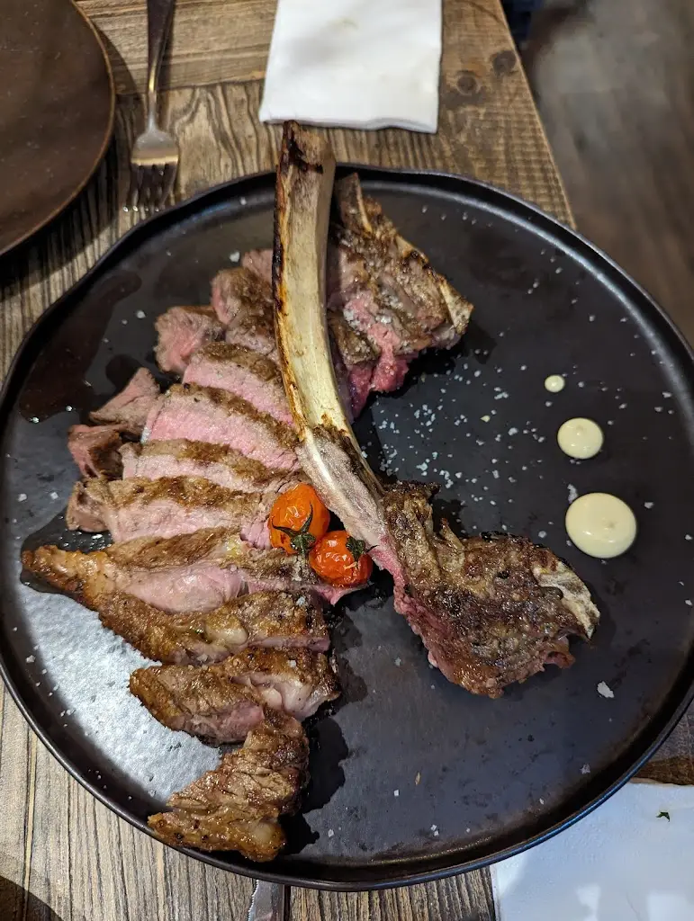 Lara Bundock_Steak & Sun_Ponta do Sol_recensione